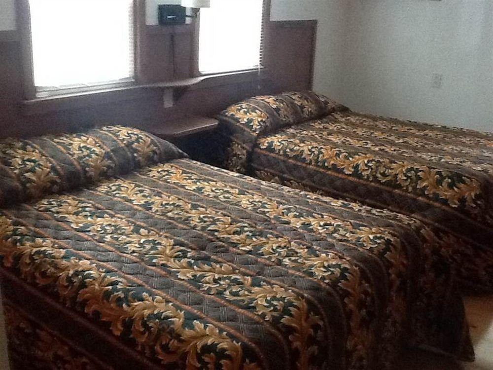 بحيرة جورج King Hendrick Motel And Suites المظهر الخارجي الصورة