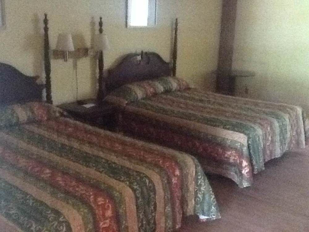 بحيرة جورج King Hendrick Motel And Suites المظهر الخارجي الصورة