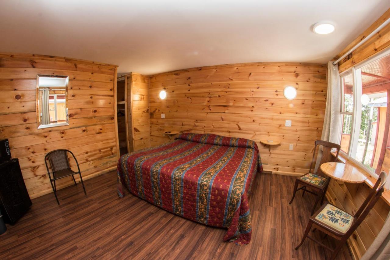 بحيرة جورج King Hendrick Motel And Suites المظهر الخارجي الصورة